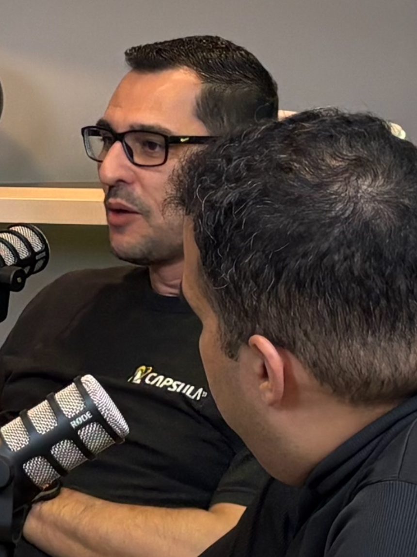 César Munutti no estúdio